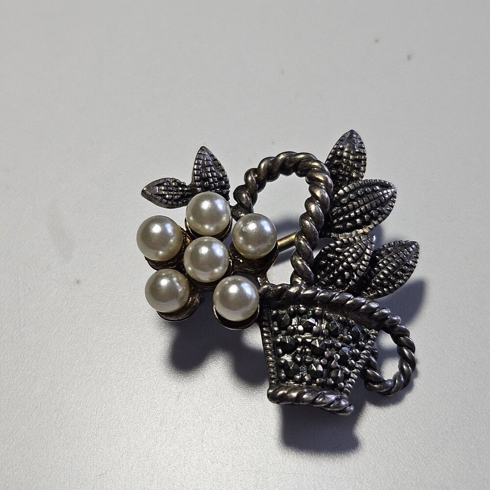 STERLING SILVER FAUX PEARL, MARCASITE BASKET Brooch